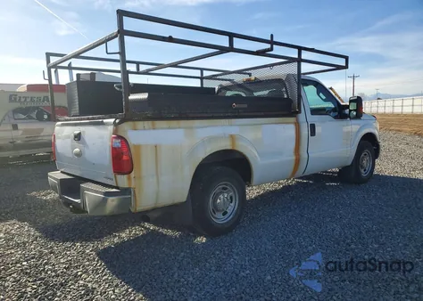 2012 Ford F250 Super Duty z USA, uszkodzony, nr VIN 1FTBF2A61CEC29736